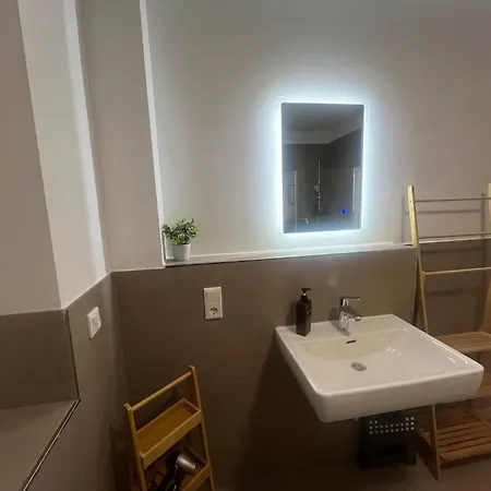 Hama Design Homes Pader-lounge