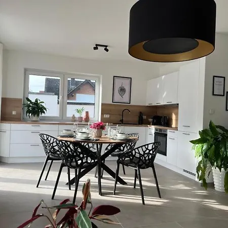 Hama Design Homes Pader-lounge *