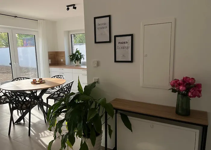 Heaven Homes Pader-Lounge アパート *